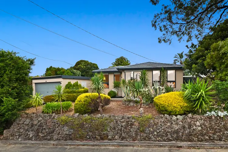 62 Radleigh Drive, Wheelers Hill VIC 3150
