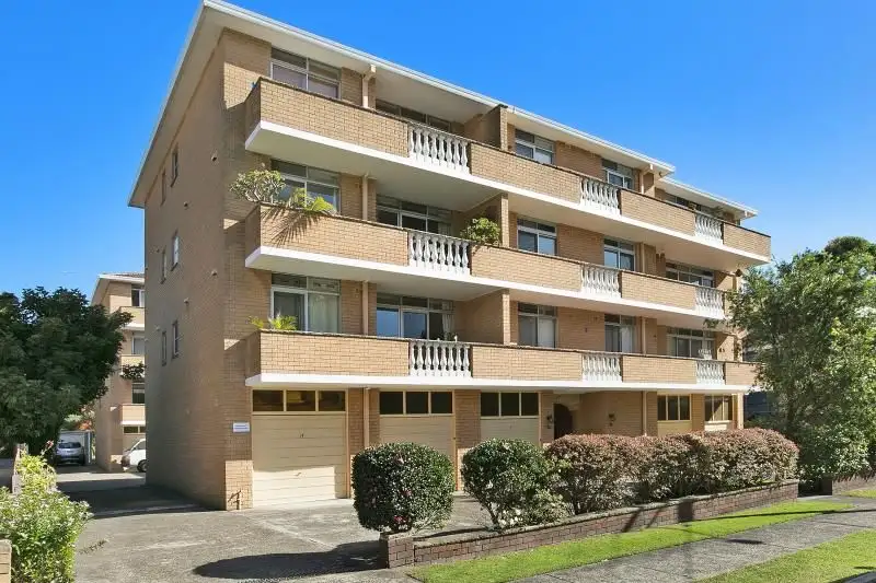 Main view of Homely apartment listing, 7/32 Clarence Avenue, Dee Why NSW 2099