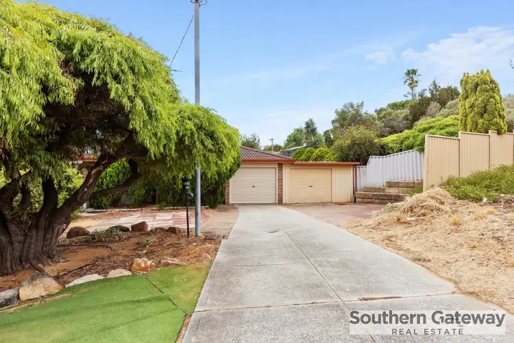 14 Gamblin Way, Parmelia WA 6167