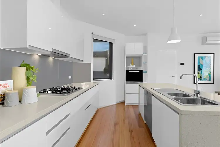 Fifth view of Homely townhouse listing, 1/7 Gauntlet Road, Malvern East VIC 3145