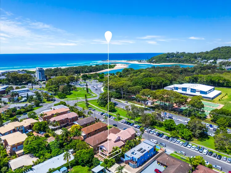 2/76 Sarawak Avenue, Palm Beach QLD 4221
