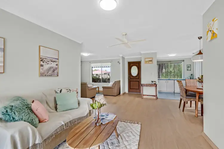 Fifth view of Homely house listing, 2/11 Lorikeet Loop, Broadwater WA 6280