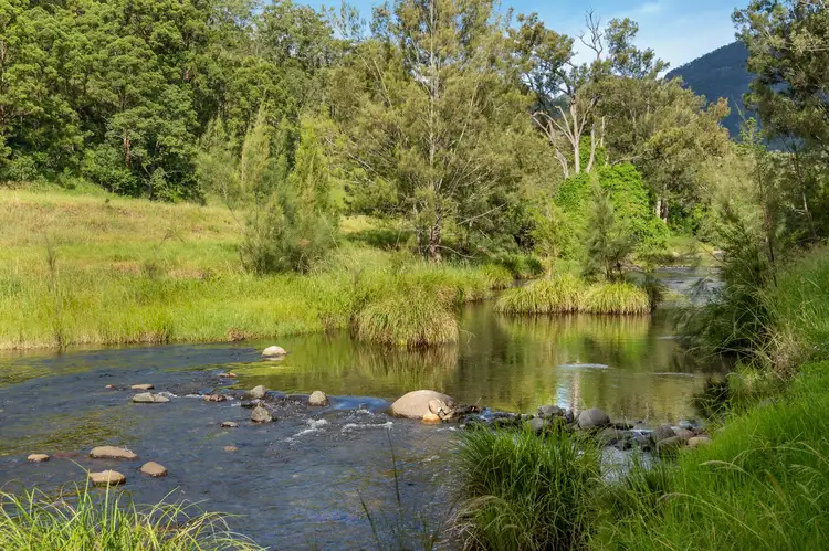 2745 Christmas Creek Road, Lamington QLD 4285