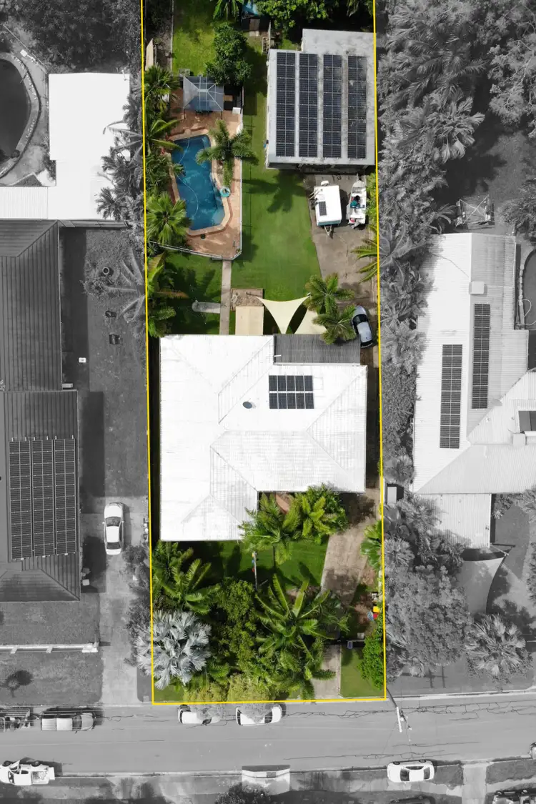 22 Renecol Avenue, Rasmussen QLD 4815