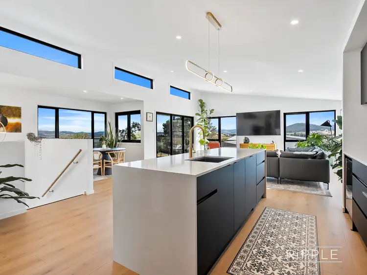 3 Deakin Court, Lewisham TAS 7173