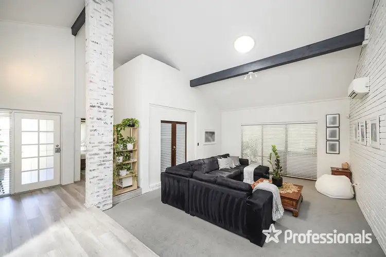 Fifth view of Homely house listing, 18 Kensal Green Way, Kingsley WA 6026