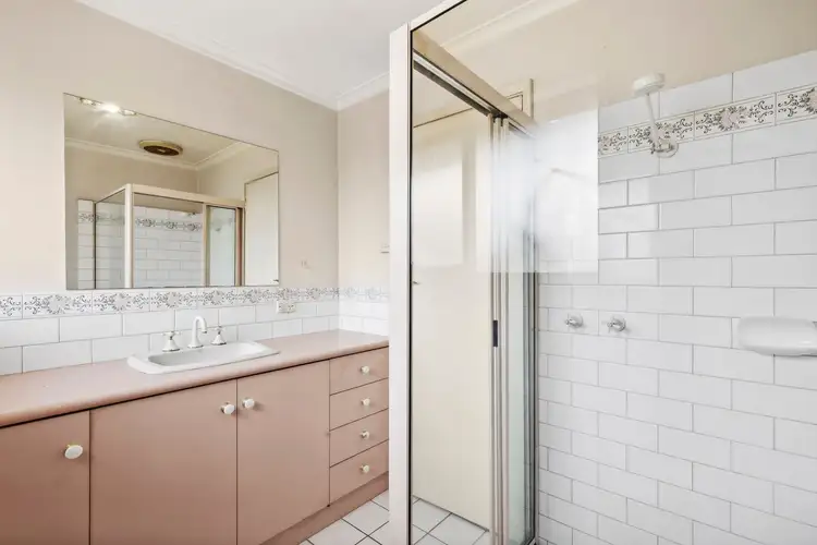 Fifth view of Homely house listing, 9 Armitage Court, Belmont VIC 3216