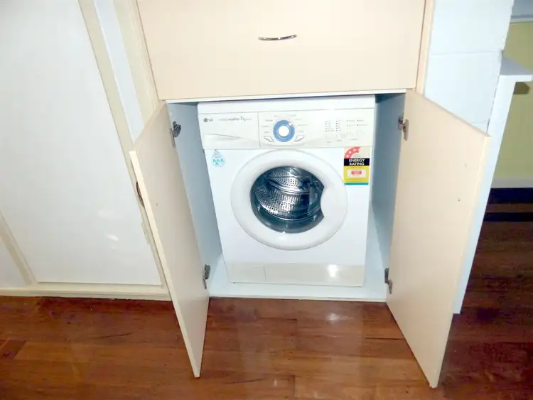Sixth view of Homely unit listing, 8/9 Scenery Street, West Gladstone QLD 4680