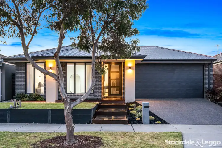 11 Glenferrie Avenue, Mickleham VIC 3064