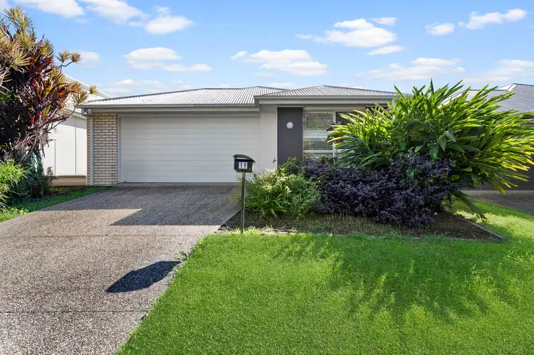 19 Llama Court, Dakabin QLD 4503