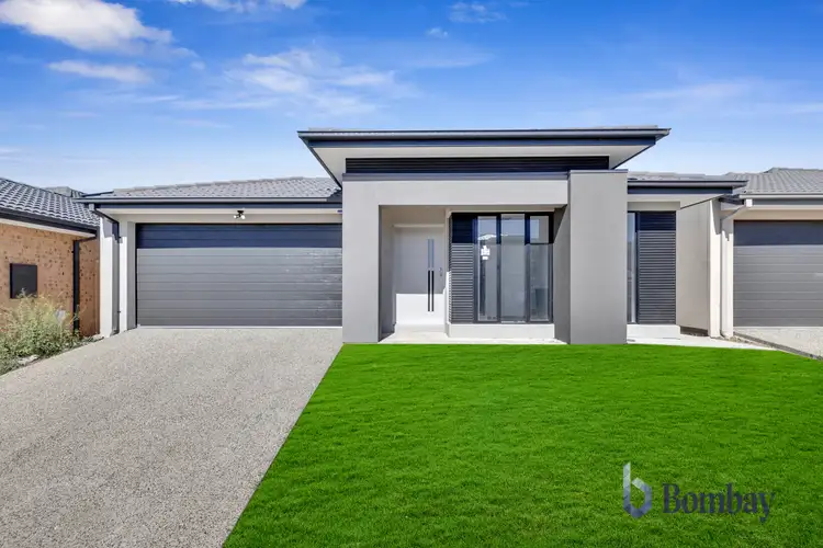 8 Stakes Road, Mickleham VIC 3064