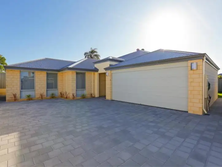 4A Manuel Crescent