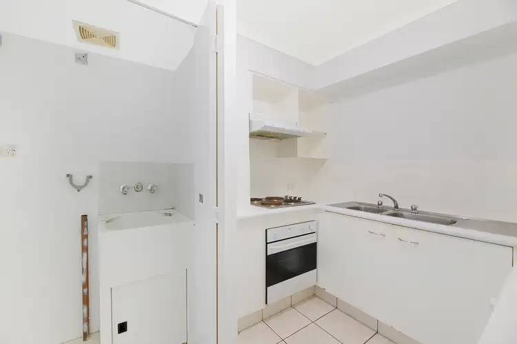 Fourth view of Homely apartment listing, 2/25 Federation Avenue, Broadbeach QLD 4218