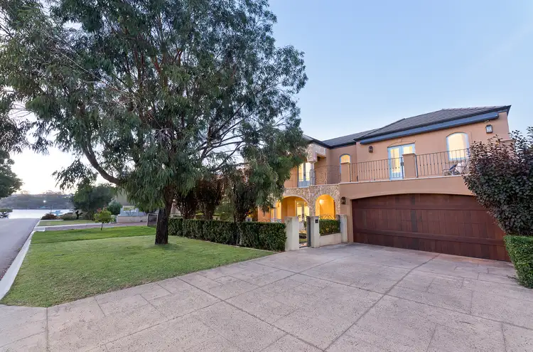 7A Beach Street, Bicton WA 6157