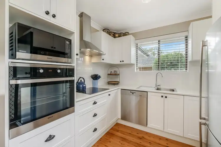 Third view of Homely house listing, 10 Sunshine Drive, Point Clare NSW 2250