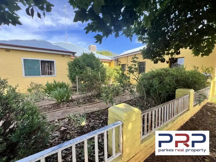 88 High Street, Parkes NSW 2870