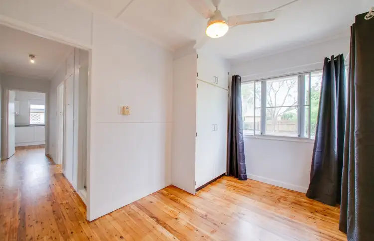 Seventh view of Homely house listing, 20 Birrell Street, Leichhardt QLD 4305
