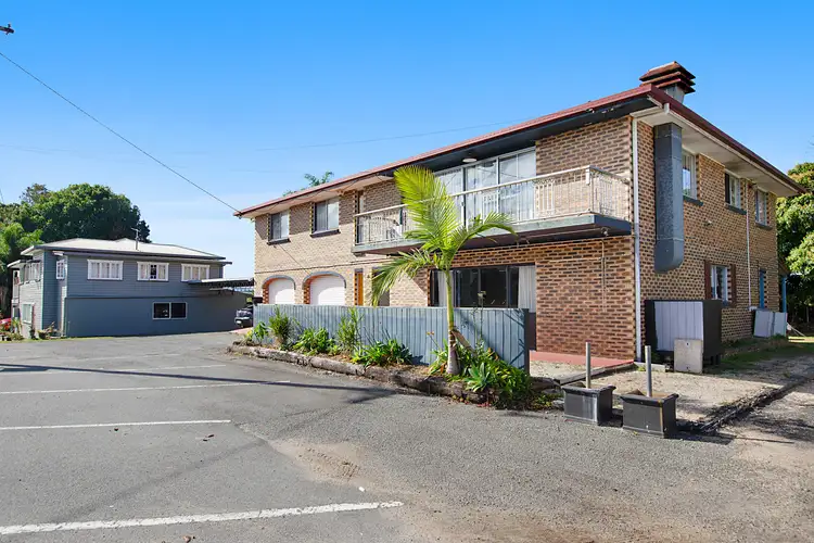 416 Tweed Valley Way