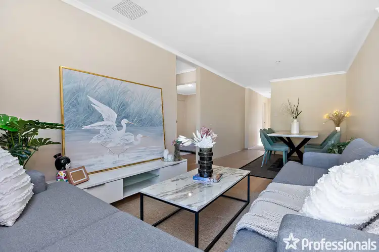 Second view of Homely house listing, 6/1 Coojong Link, Success WA 6164