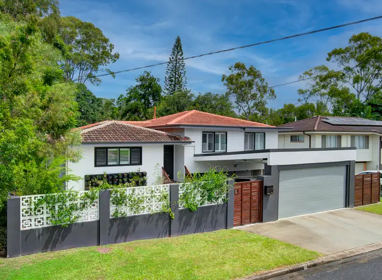 10 Joachim Street, Holland Park West QLD 4121