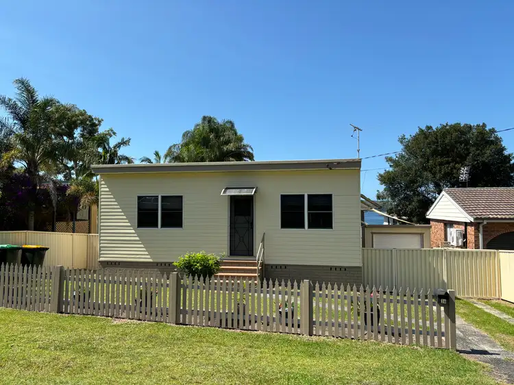 36 Winbin Crescent, Gwandalan NSW 2259