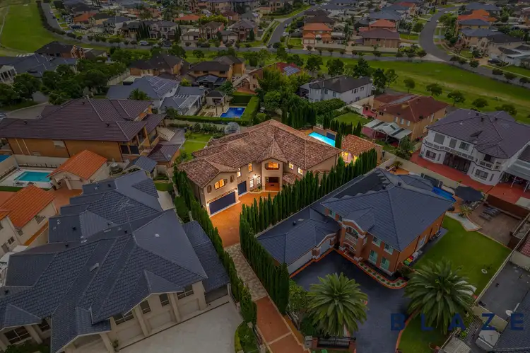 8 Battenberg Close, Cecil Hills NSW 2171