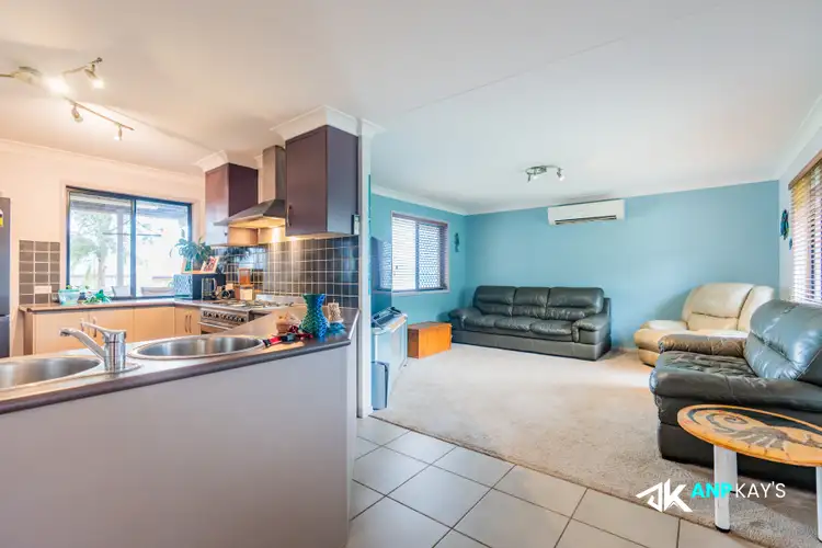Sixth view of Homely house listing, 8 Bayview Terrace, Qunaba QLD 4670