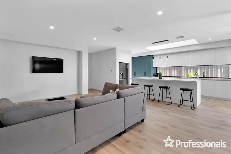 Fourth view of Homely house listing, 4 Modena Road, Piara Waters WA 6112