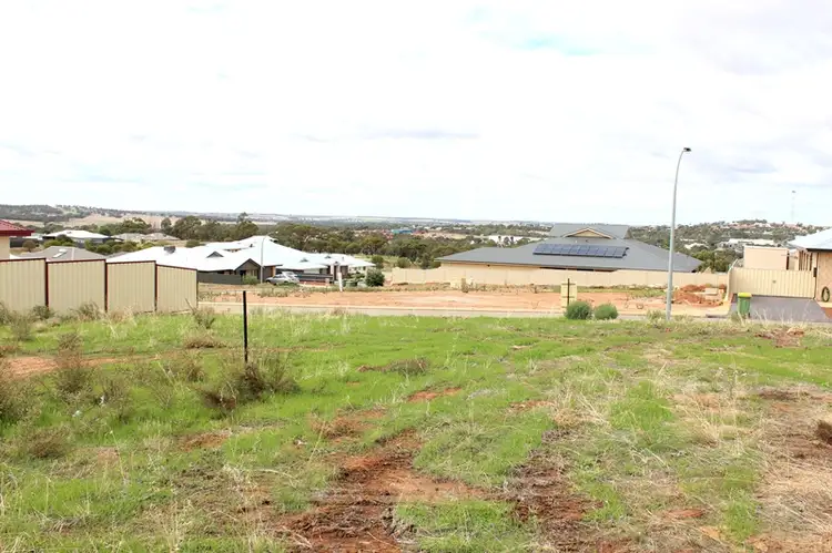 54 (Lot 210) Fairway Bend, Northam WA 6401