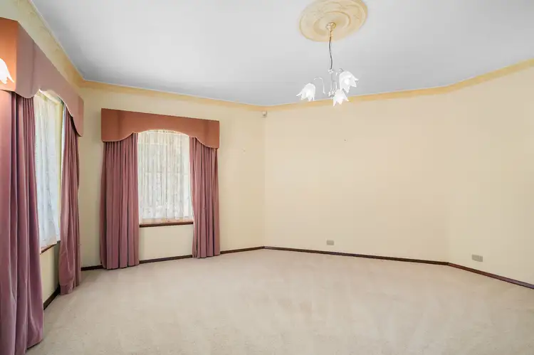 Fifth view of Homely house listing, 2 Yule Street, Dudley Park WA 6210
