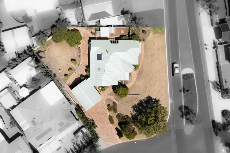 Sixth view of Homely house listing, 2 Yule Street, Dudley Park WA 6210
