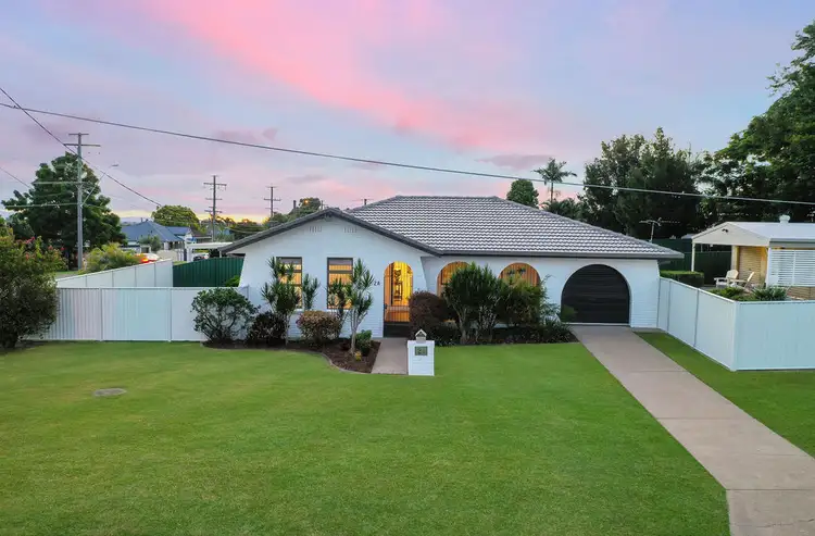 2A Blaxland Street, Eastern Heights QLD 4305