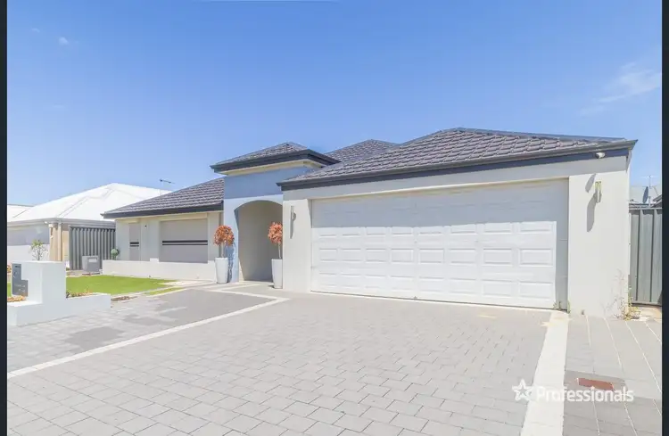31 Mayroyd Drive, Ellenbrook WA 6069