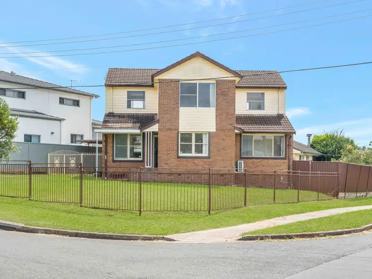 1 Kathleen Avenue, Lurnea NSW 2170