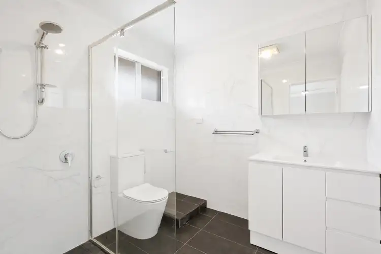 Fifth view of Homely unit listing, 5/27 Prince Edward Drive, Brownsville NSW 2530