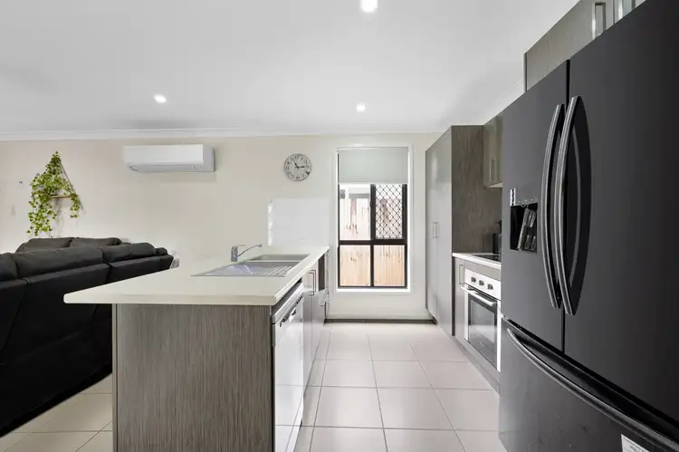 Fourth view of Homely unit listing, 2C Mansfield Drive, Beaconsfield QLD 4740