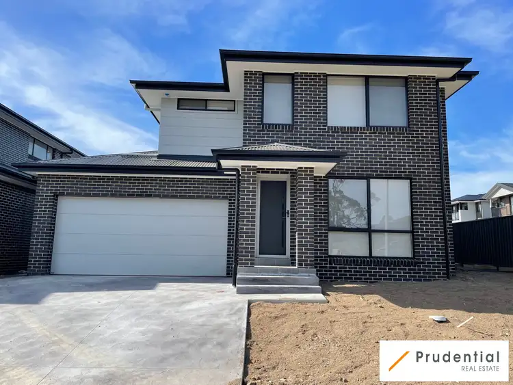 71 Hillston Circuit, Gregory Hills NSW 2557