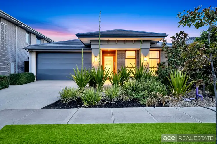 18 Irvine Rise, Werribee VIC 3030