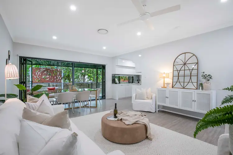 4/9 Gloriana Street, Morningside QLD 4170