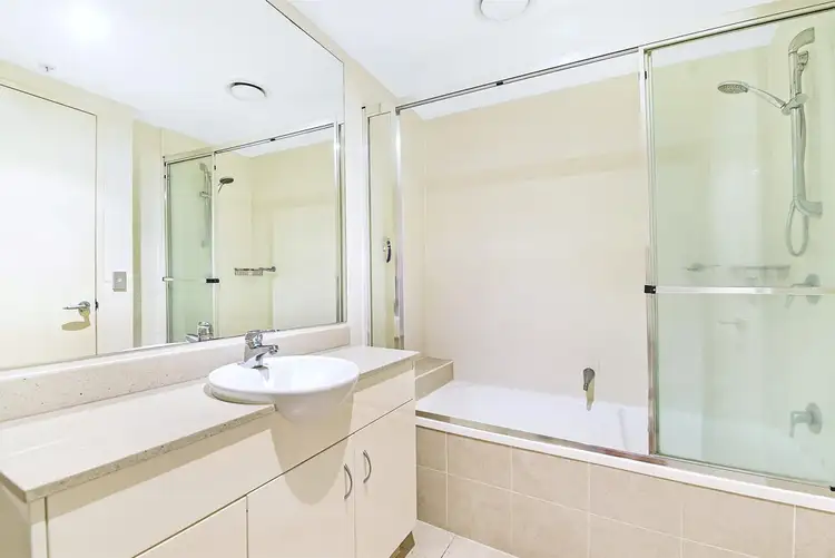 Sixth view of Homely apartment listing, 1603/1 Como Crescent, Southport QLD 4215