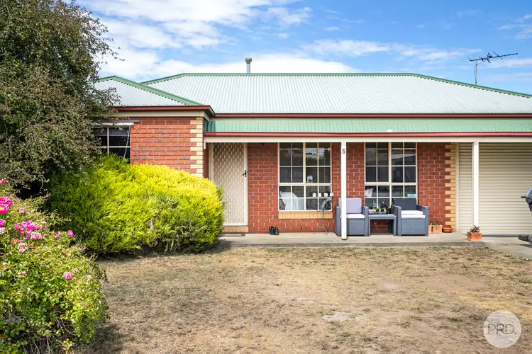 5 Hamish Court, Sebastopol VIC 3356