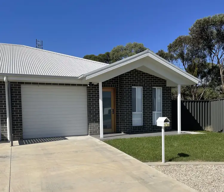 34 Lady Mary Drive