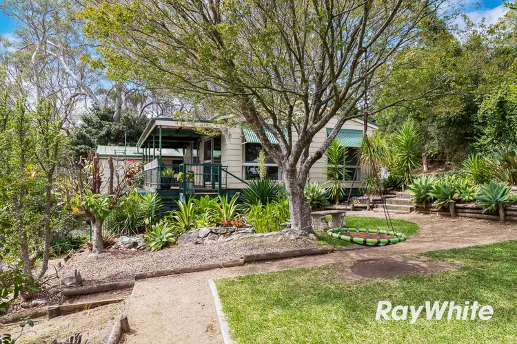 6 Halyard Drive, Moruya Heads NSW 2537