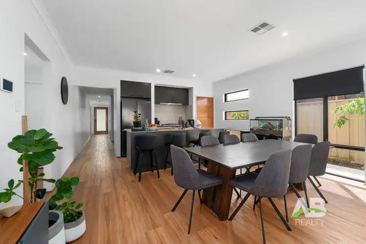 Second view of Homely house listing, 25 Ioppolo Court, Sinagra WA 6065