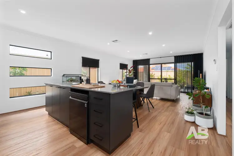 Fourth view of Homely house listing, 25 Ioppolo Court, Sinagra WA 6065