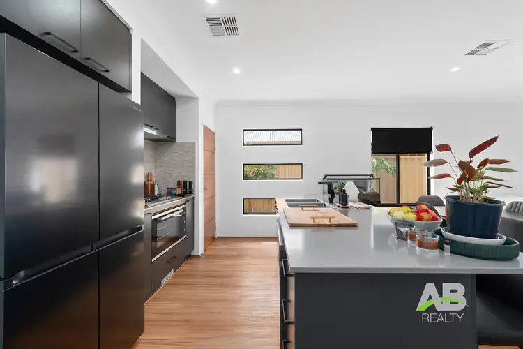 Seventh view of Homely house listing, 25 Ioppolo Court, Sinagra WA 6065