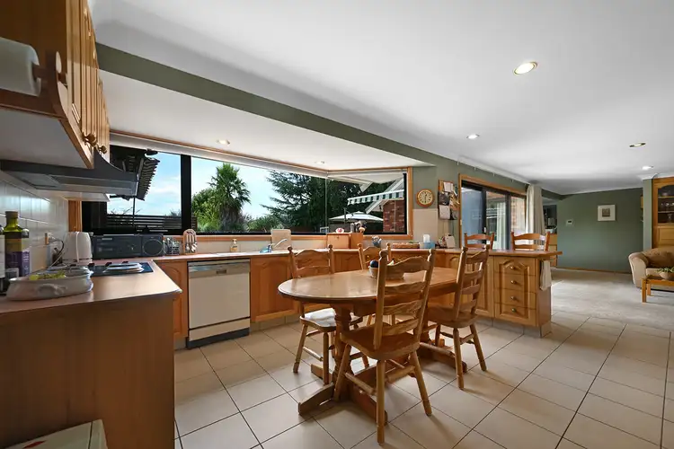 Fifth view of Homely house listing, 2 Wattlebird Place, Orange NSW 2800