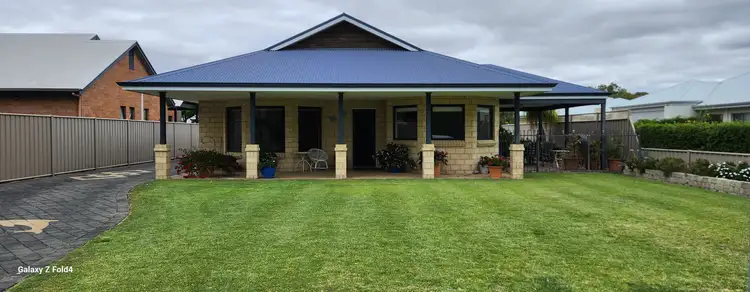 10 Thomas Street, West Busselton WA 6280