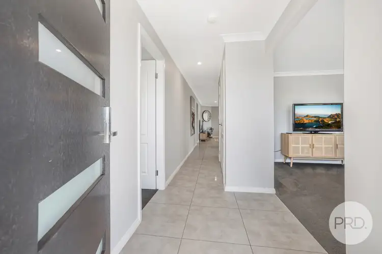 Second view of Homely house listing, 6 Galloway Place, Tamworth NSW 2340