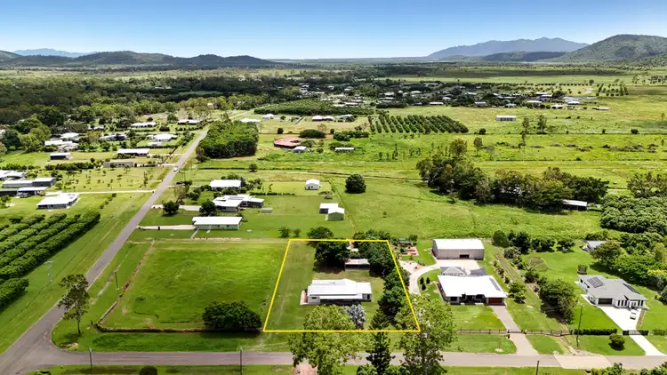 Second view of Homely house listing, 1B Renwick Court, Alligator Creek QLD 4816